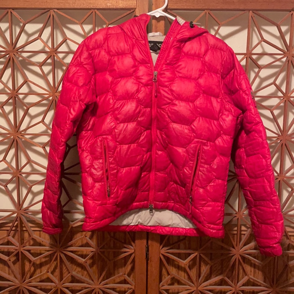 Marmot honeycomb red 650 fill puffer